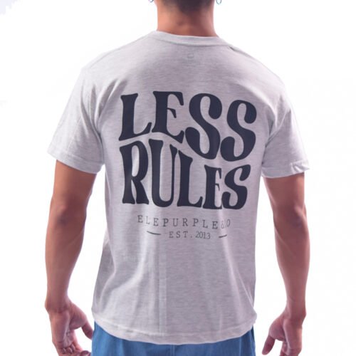 Camiseta Less Rules